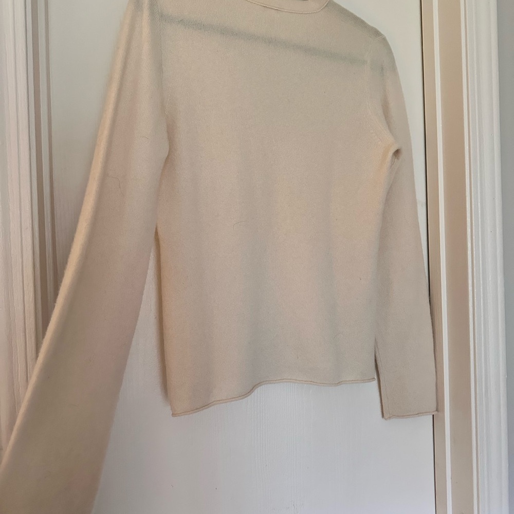 J. Crew Cream V-Neck Lightweight Cashmere Sweater - Picture 5 of 6